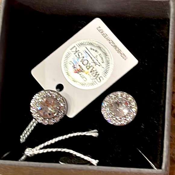 Swarovski Earrings - Picture 1 of 6